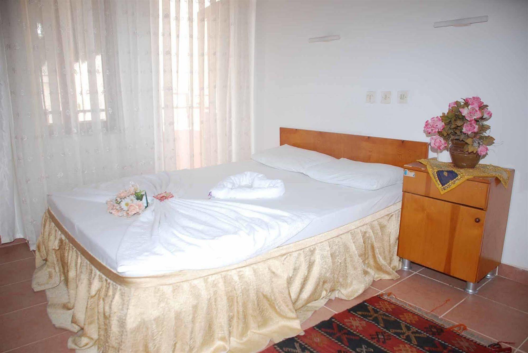 Ani Pension Hotel Kas Bagian luar foto