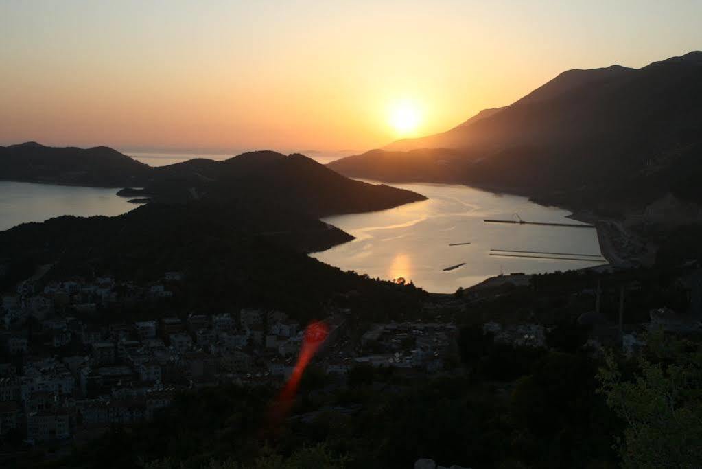 Ani Pension Hotel Kas Bagian luar foto